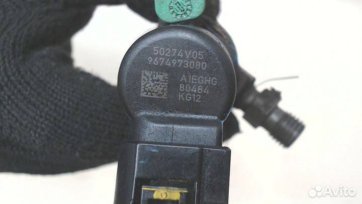 Форсунка топливная Peugeot 3008, 2011