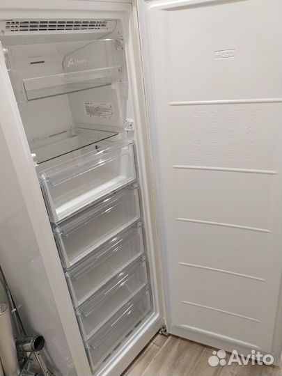 Морозильная камера indesit dfz 5175