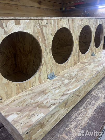 Гнездо, насесты для кур с яйцесборником