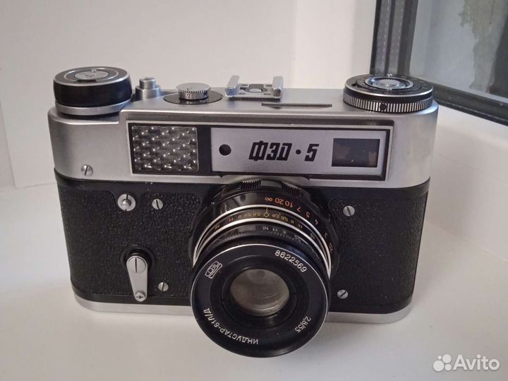 Плёночный фотоаппарат фэд-5