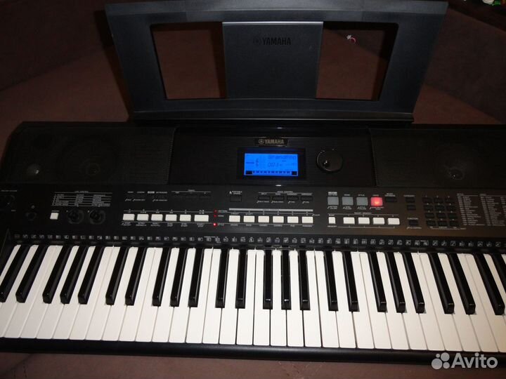 Синтезатор Yamaha psr e433