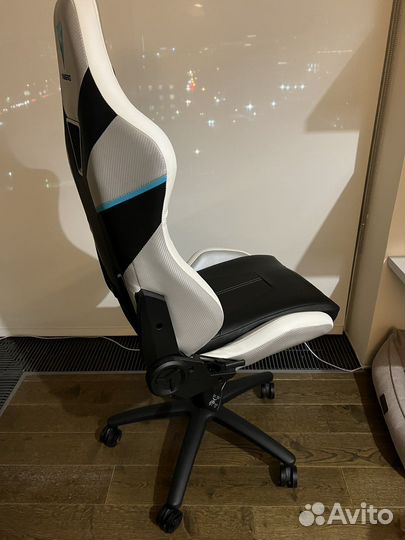 Игровое кресло Thunderx3 TC5