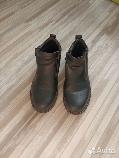 Ботинки демисезонные для мальчика 39