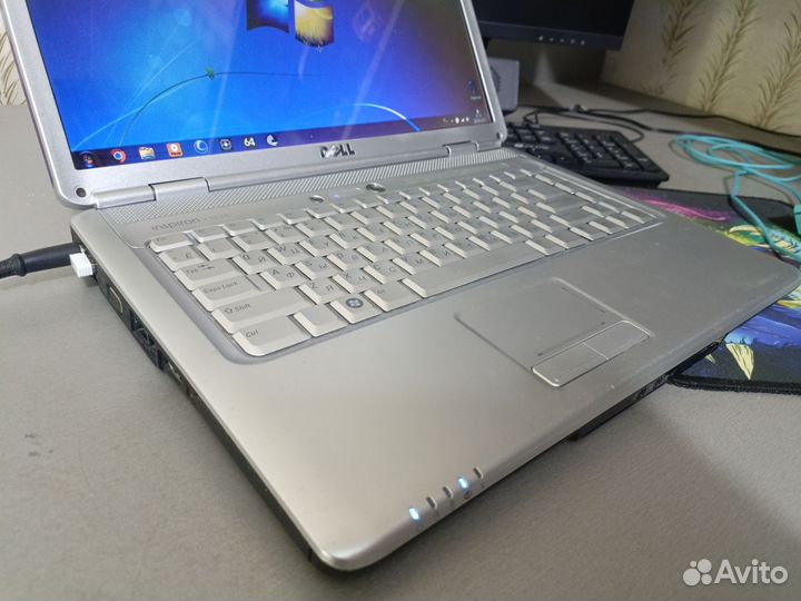 Dell: 15,5, Intel T8100:2x2,3, 2,5gb, Ssd