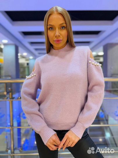 Свитер женский