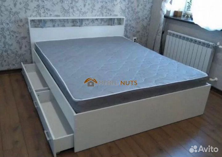 Кровать с ящиками