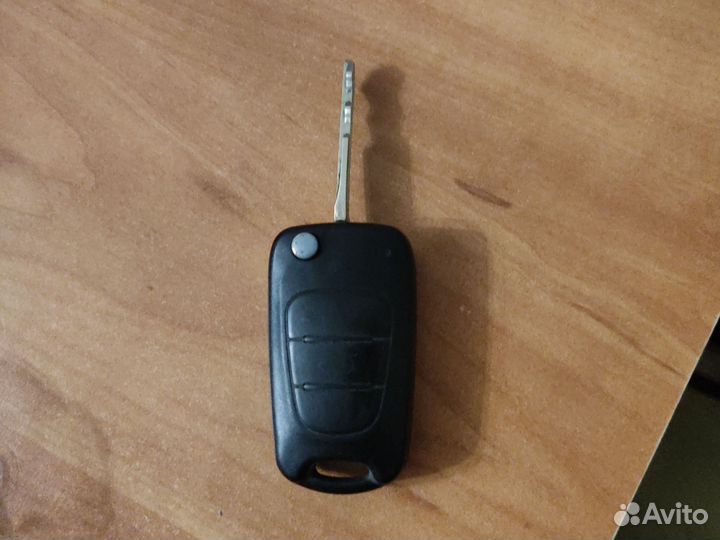 Продам SMART ключ кia
