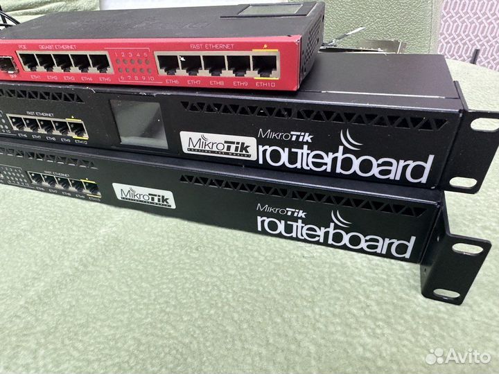 Mikrotik rb2011uais+RM