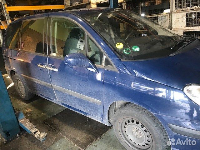 Разбор на запчасти Peugeot 807