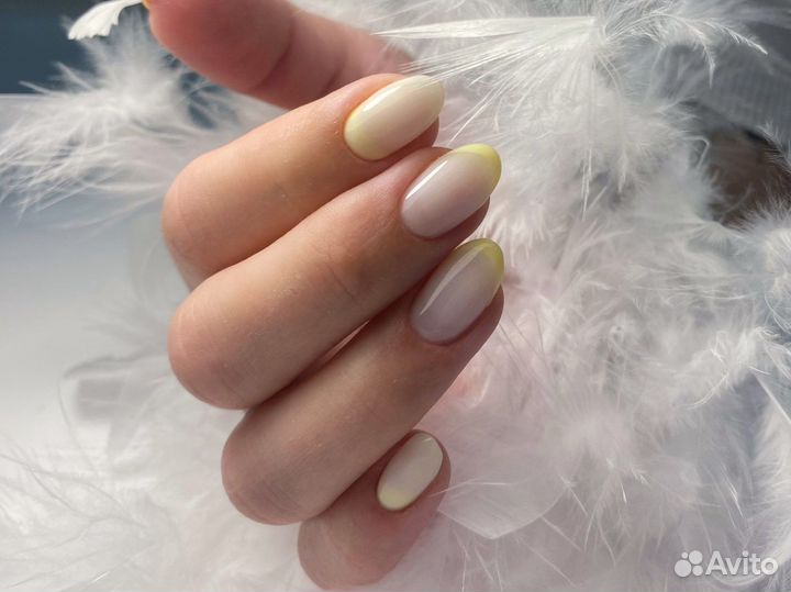 Маникюр, педикюр, наращивание ногтей