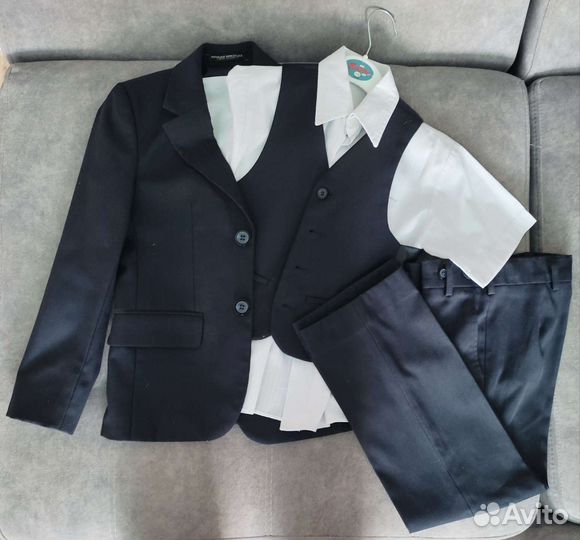 Костюм на мальчика/ костюм тройка/ брючный костюм