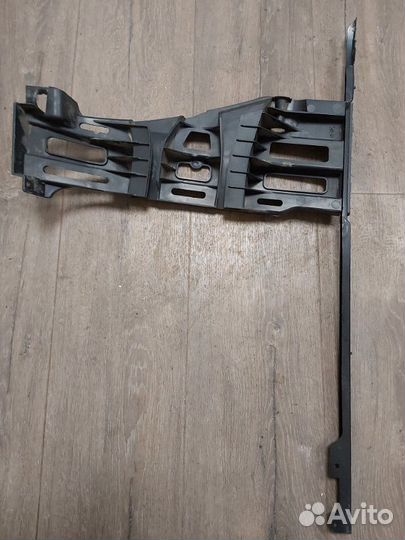 Кронштейн Mercedes S 500 4Matic W221 273 968 2008