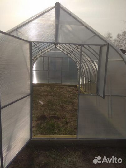 Теплица капелька