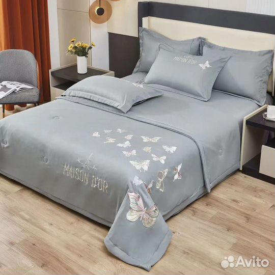 Постельное белье с одеялом Maison D'or