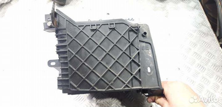 Площадка под акб Renault Megane 3