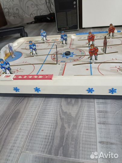 Хоккейная игрушка