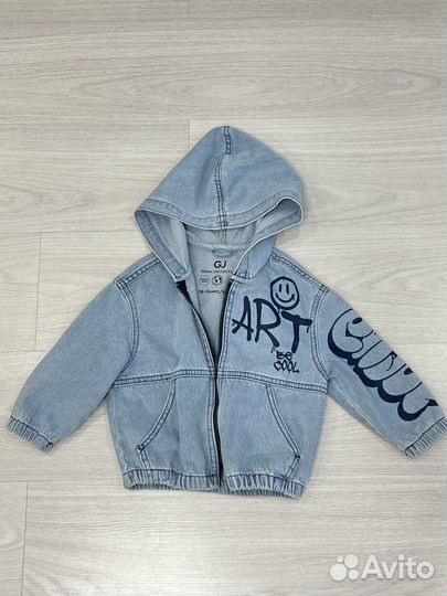 Джинсовая куртка