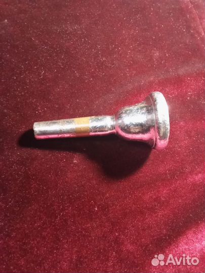 Мундштук для трубы