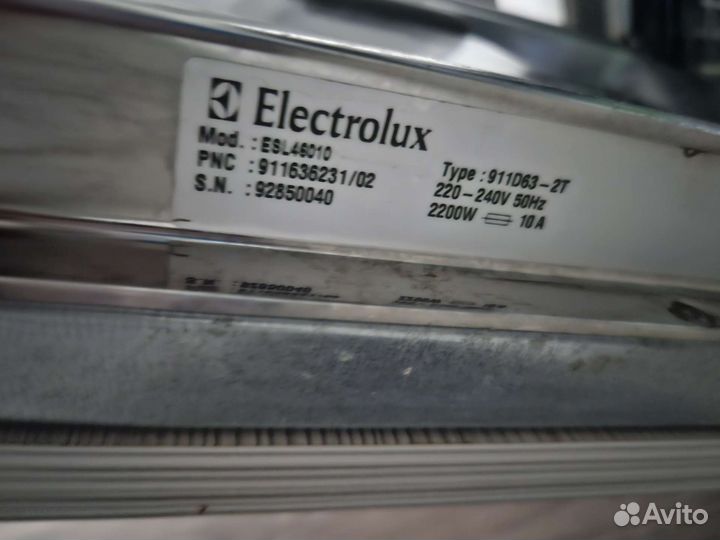 Посудомоечная машина Electrolux 45 см