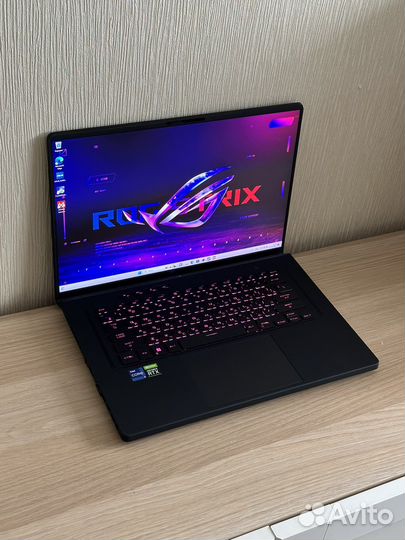 Asus Zephyrus M16 i9-12/24gb/3070Ti New