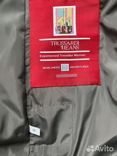 Пуховик женский Trussardi Jeans