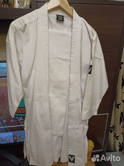 Костюм для тхэквондо