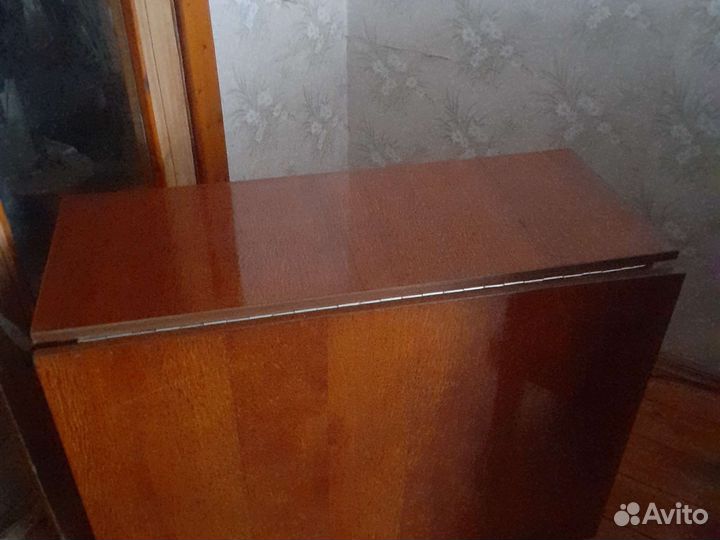 Тумба под телевизор