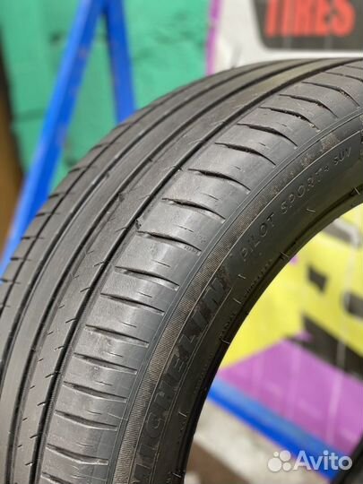 Michelin Pilot Sport 4 SUV 275/45 R21 110Y