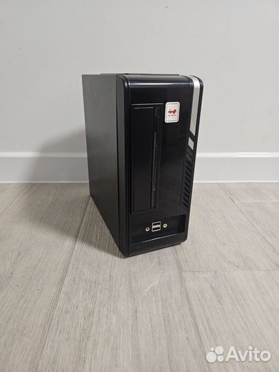 Компактный компьютер