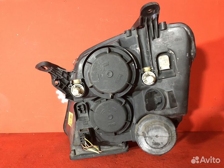 Фара передняя правая Opel Meriva A минивэн