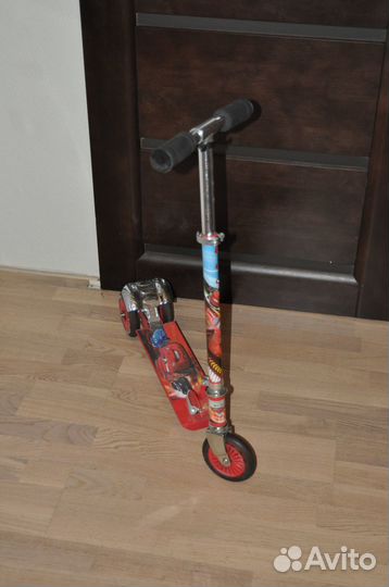 Самокат детский трехколесный