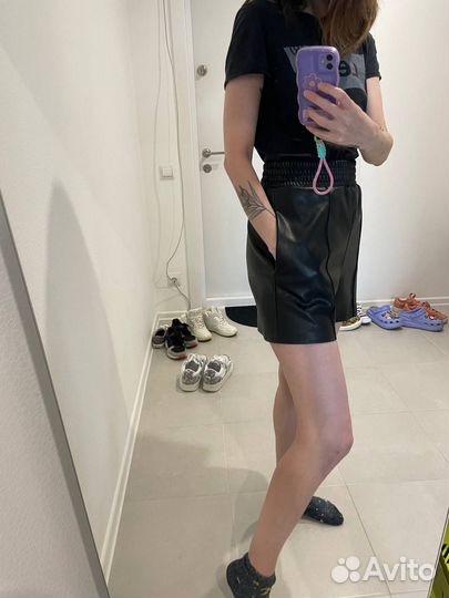 Шорты кожаные