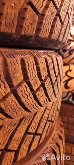 Michelin X-Ice North 4 205/55 R16 98