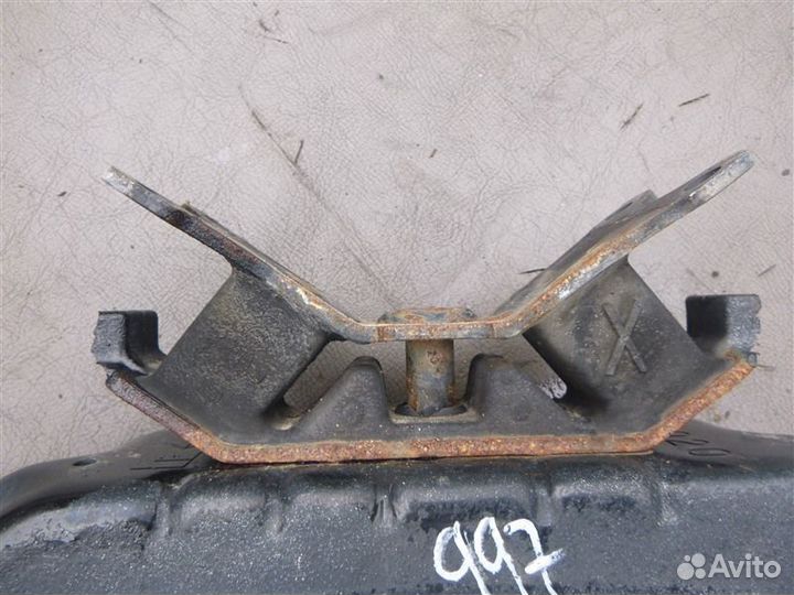 Подушка кпп Subaru Legacy BM9 EJ255 2010