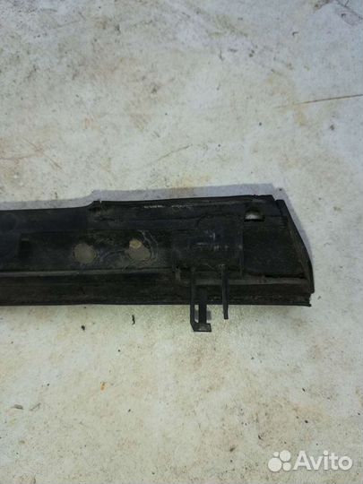 Молдинг стекла Мазда CX-7