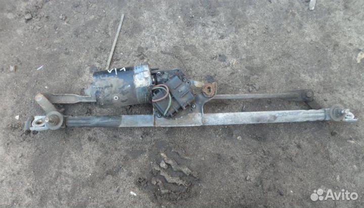 Трапеция стеклоочистителя Opel Vectra A седан