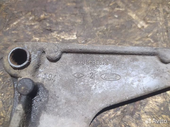 Кронштейн кондиционера Ford Mondeo I (1993—1996) 1, I, FD