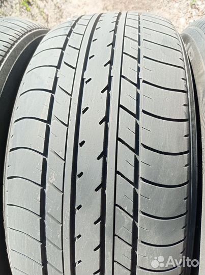 Yokohama dB Decibel E70 215/55 R17