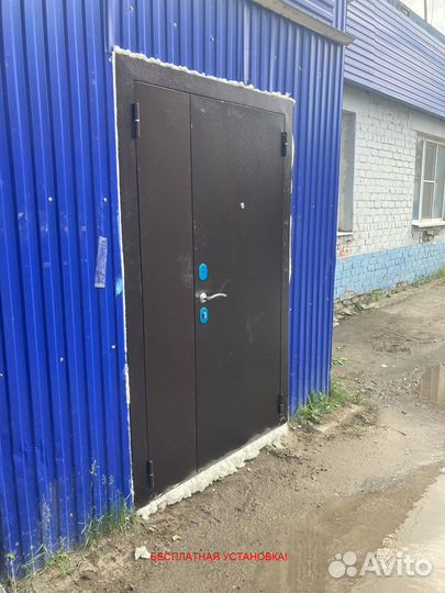 Дверь входная в квартиру с установкой