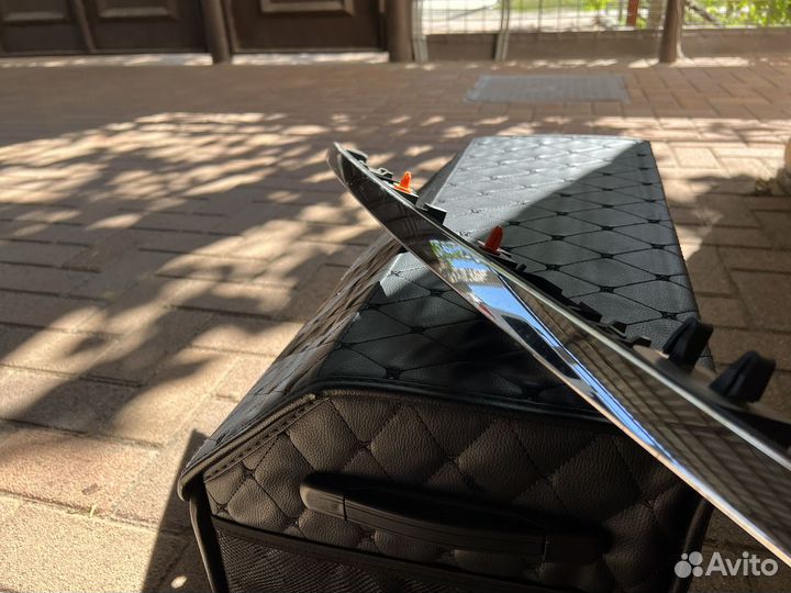 Хром багажника Mercedes w204 рест