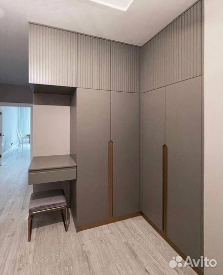 Прихожая по индивидуальному проекту