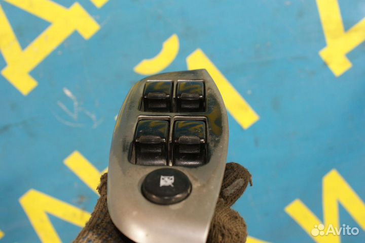 Блок управления стёклами Chevrolet Aveo T200