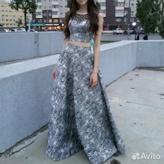 Вечернее платье на выпускной