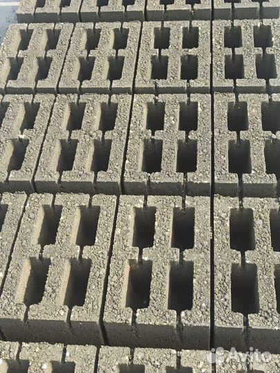 Керамзитобетонный вибропрессованный блок