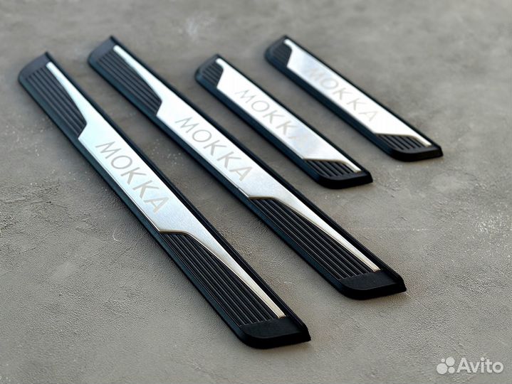 Opel Mokka накладки на пороги