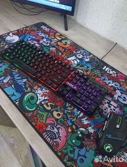 Игровой комплект RGB клавиатура мышь коврик