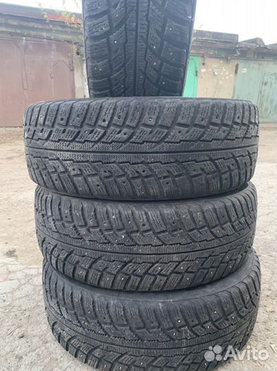 Kumho I'Zen RV Stud KC16 225/60 R18 104T