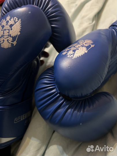 Боксерские перчатки 12 oz clinch