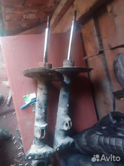 Переднии стойки на bmw E36