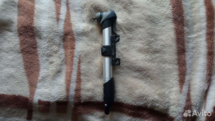 Насос для велосипеда